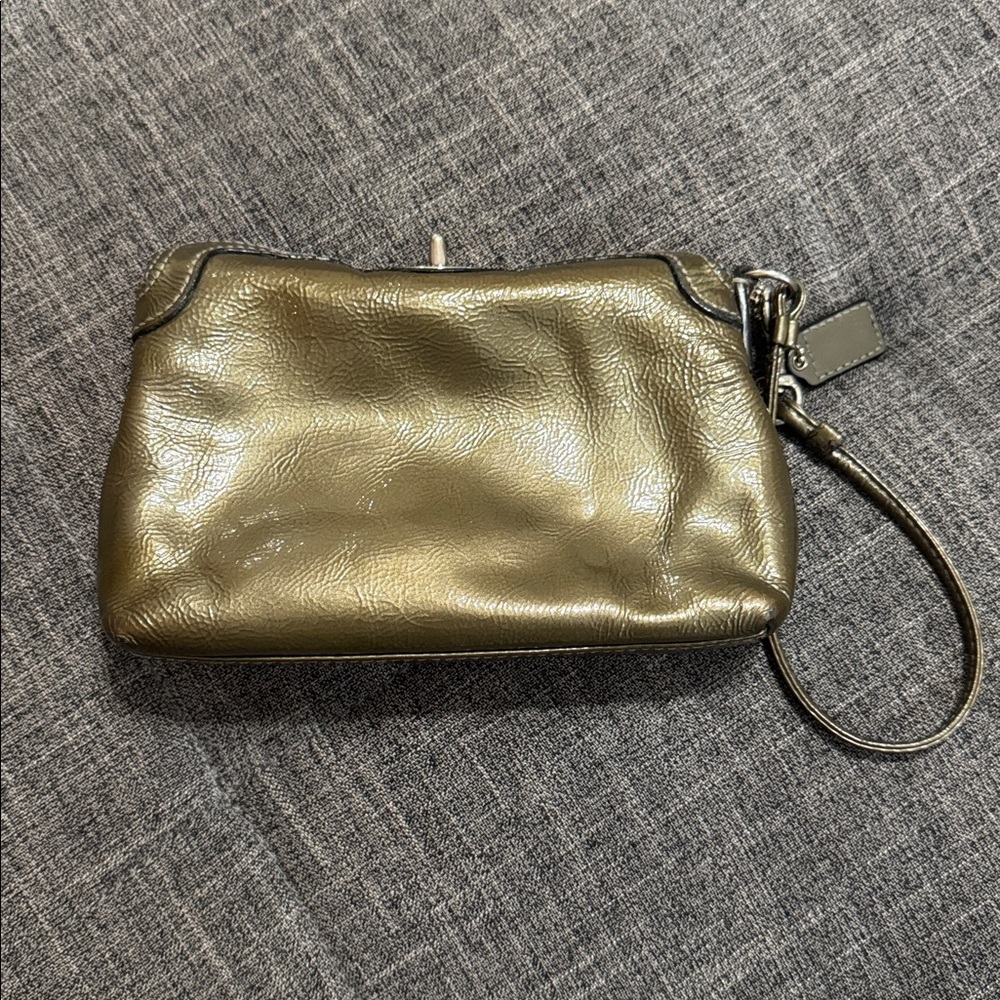 Vintage Coach Olive Metallic Leather Wristlet Clutch | Turn Lock Mini Bag - Picture 6 of 8